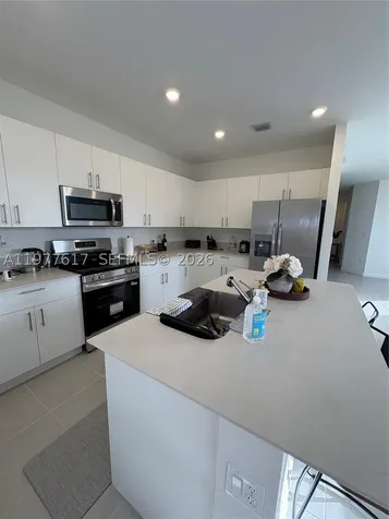 2409 SE 28th Street Homestead FL 33035