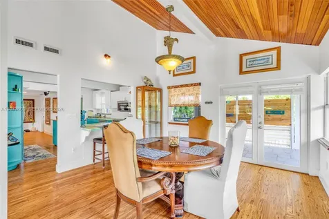 894 Ellen Drive Key Largo FL 33037