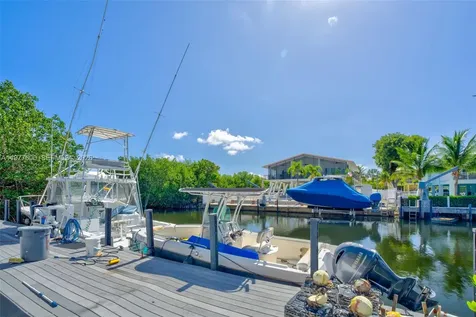 894 Ellen Drive Key Largo FL 33037