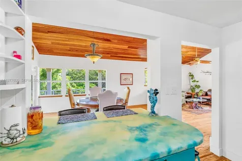 894 Ellen Drive Key Largo FL 33037