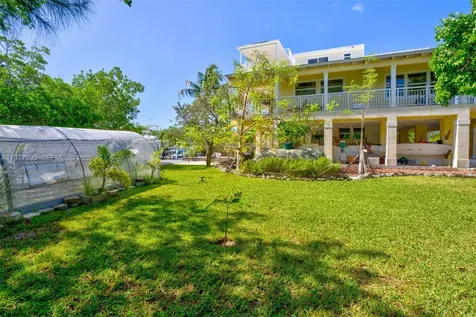 894 Ellen Drive Key Largo FL 33037