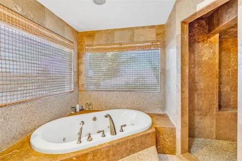 894 Ellen Drive Key Largo FL 33037
