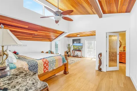 894 Ellen Drive Key Largo FL 33037
