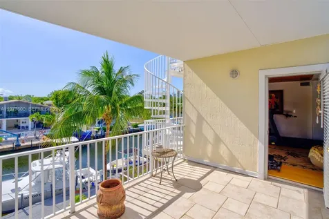 894 Ellen Drive Key Largo FL 33037