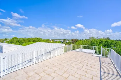 894 Ellen Drive Key Largo FL 33037