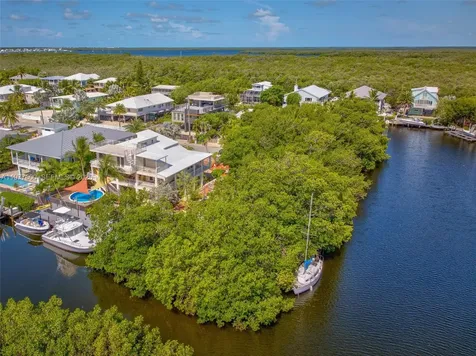 894 Ellen Drive Key Largo FL 33037