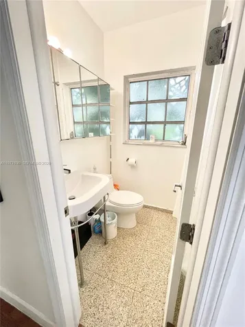 439 15th Street Miami Beach FL 33139