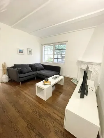 439 15th Street Miami Beach FL 33139