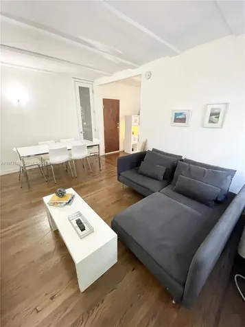 439 15th Street Miami Beach FL 33139