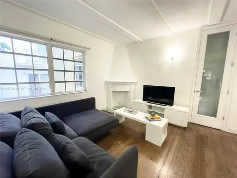439 15th Street Miami Beach FL 33139