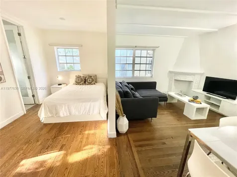 439 15th Street Miami Beach FL 33139