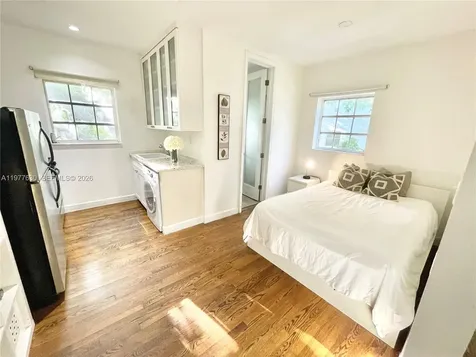 439 15th Street Miami Beach FL 33139