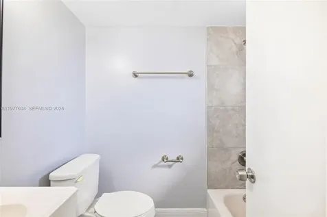 5400 W 21st Court Hialeah FL 33016