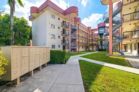 5400 W 21st Court Hialeah FL 33016