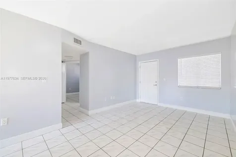 5400 W 21st Court Hialeah FL 33016