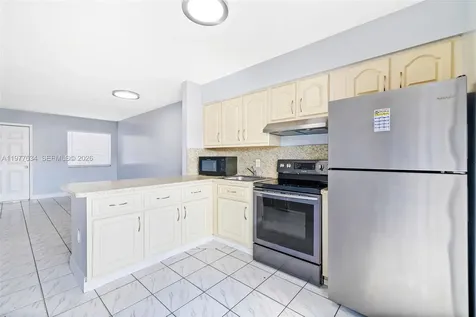 5400 W 21st Court Hialeah FL 33016