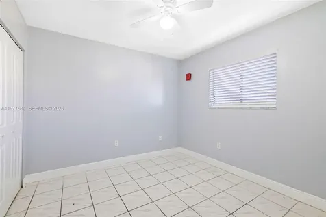 5400 W 21st Court Hialeah FL 33016
