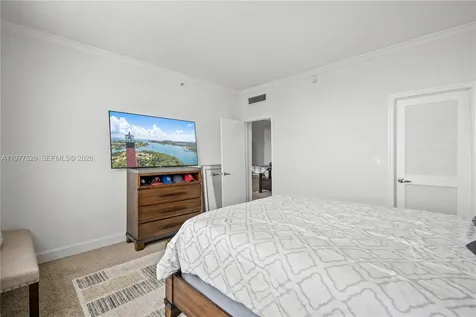 401 69th Street Miami Beach FL 33141