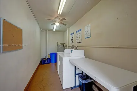 4650 Washington Street Hollywood FL 33021