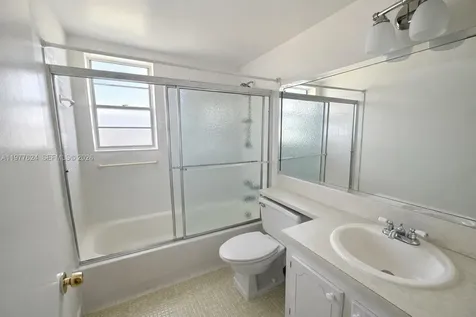 264 Norwich K West Palm Beach FL 33417