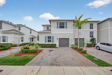 826 SE 17th Street Homestead FL 33034