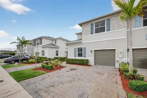 826 SE 17th Street Homestead FL 33034