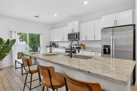 826 SE 17th Street Homestead FL 33034