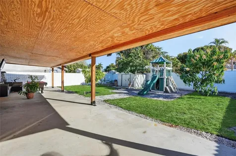 1318 13th Street West Palm Beach FL 33401