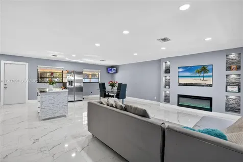 1318 13th Street West Palm Beach FL 33401