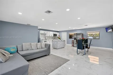 1318 13th Street West Palm Beach FL 33401