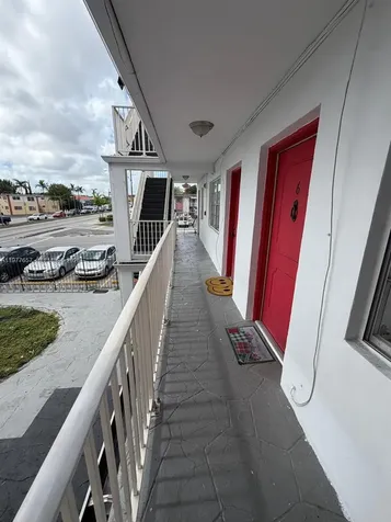 3211 W Flagler Street Miami FL 33135