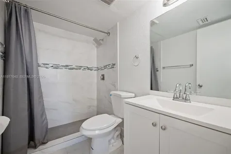 835 Twin Lakes Drive Coral Springs FL 33071