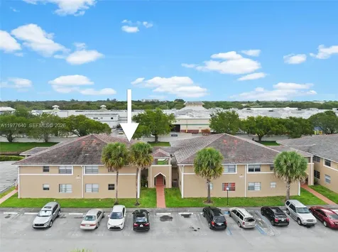 835 Twin Lakes Drive Coral Springs FL 33071