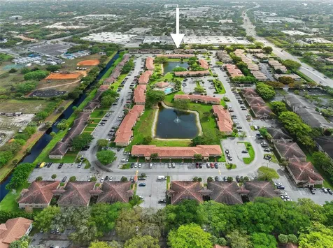 835 Twin Lakes Drive Coral Springs FL 33071