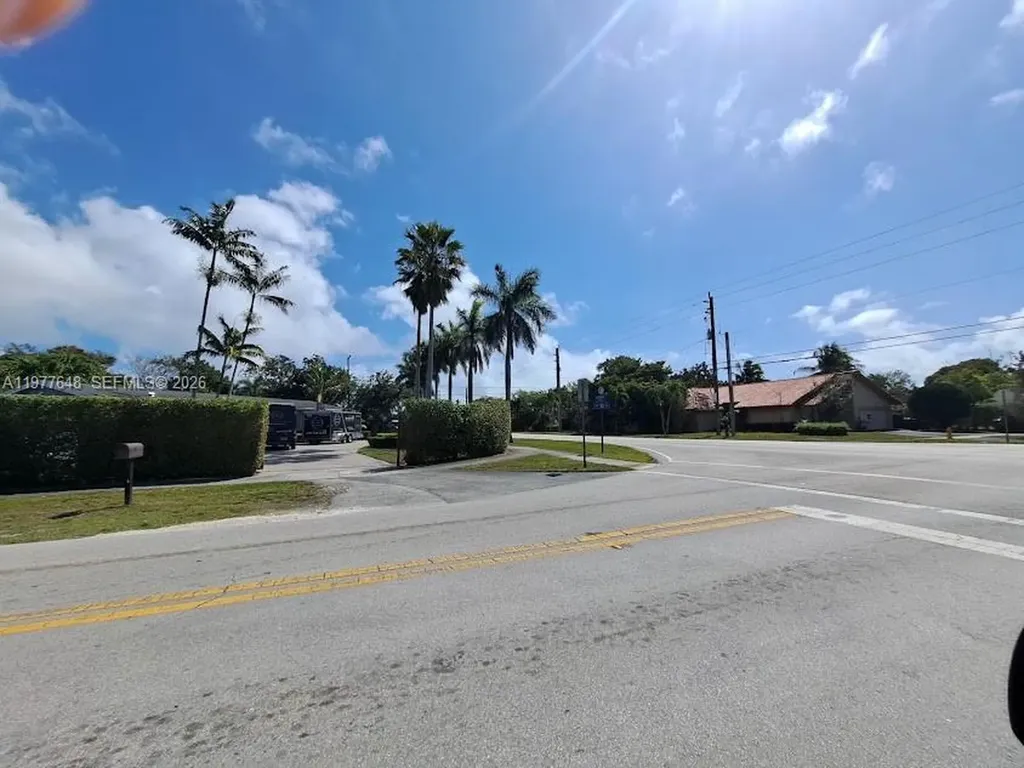 16761 SW 92nd Avenue Palmetto Bay FL 33157