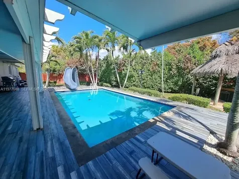16761 SW 92nd Avenue Palmetto Bay FL 33157
