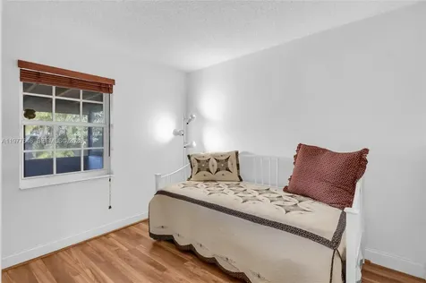 13331 SW 51st Street Miami FL 33175