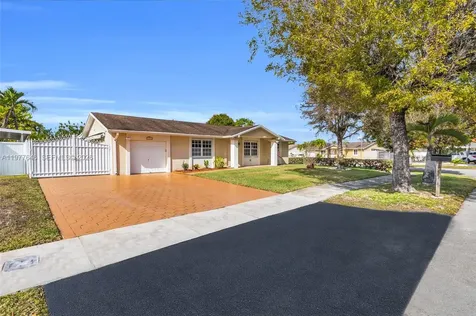 13331 SW 51st Street Miami FL 33175