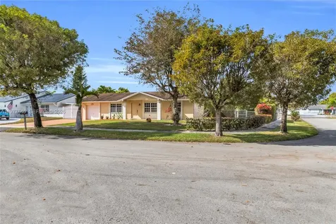 13331 SW 51st Street Miami FL 33175
