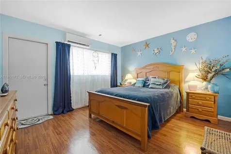 3701 Tyler Street Hollywood FL 33021