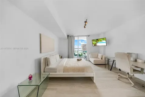 7910 Harbor Island Drive North Bay Village FL 33141