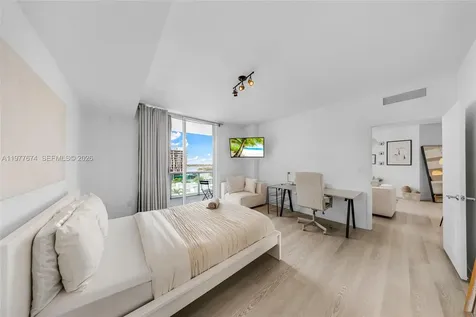 7910 Harbor Island Drive North Bay Village FL 33141