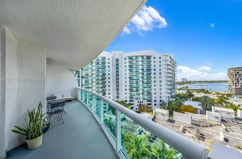 7910 Harbor Island Drive North Bay Village FL 33141
