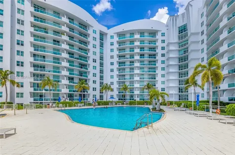 7910 Harbor Island Drive North Bay Village FL 33141