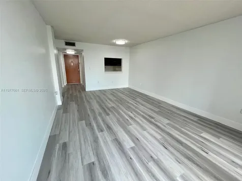 1800 NW 24th Avenue Miami FL 33125