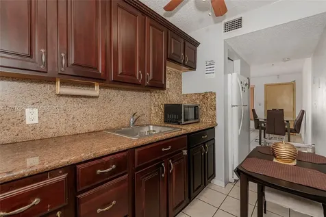 2000 Biarritz Drive Miami Beach FL 33141
