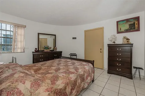 2000 Biarritz Drive Miami Beach FL 33141