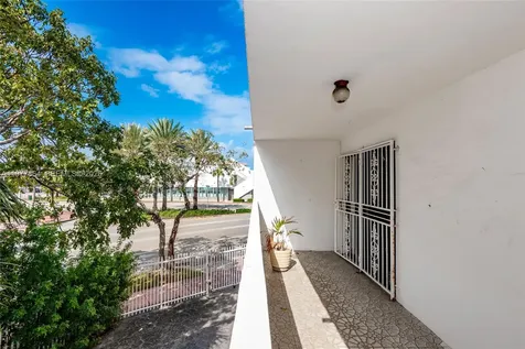 2000 Biarritz Drive Miami Beach FL 33141
