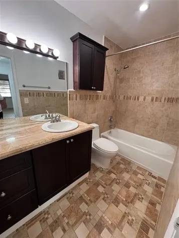 9392 SW 77th Avenue Miami FL 33156