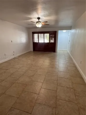 9392 SW 77th Avenue Miami FL 33156